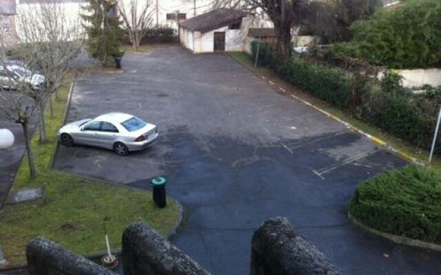 Отель Kyriad Direct Montauban Centre