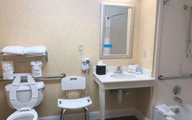 Sonesta Essential Vacaville - Napa Valley