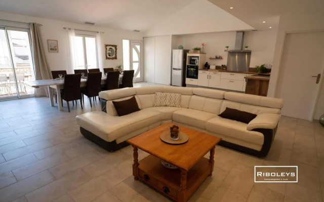 Sublime Loft de 130m² calme à Vias-Village