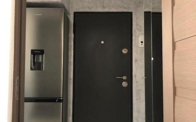 White & Silver Luxury Suite Craiova