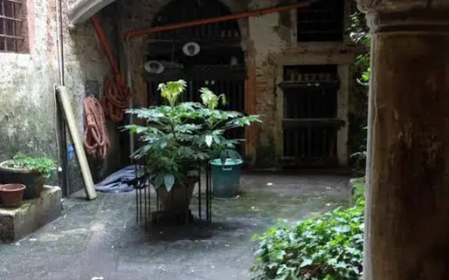 Ca Spezier Guest House