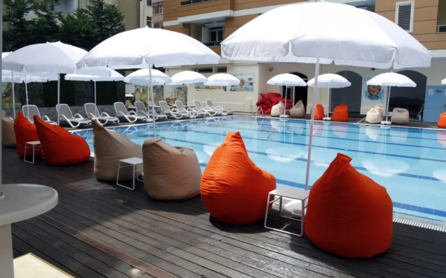 AMH Hotel
