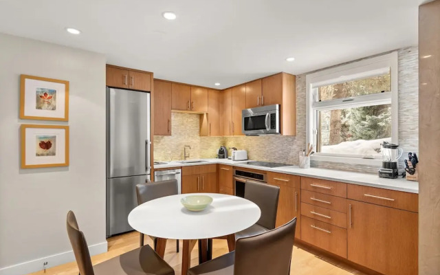 Aspen Alps Apartment #711 Condo by RedAwning