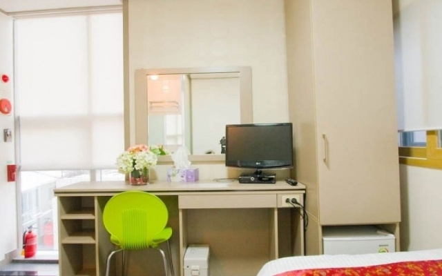 Goodstay Nana Residence