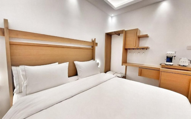 DelMar Suites Syros