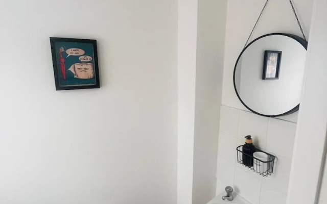 Stylish 3 Bed Home Parking City centre