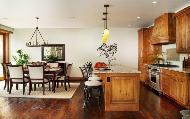 Destination Resorts Vail Collection