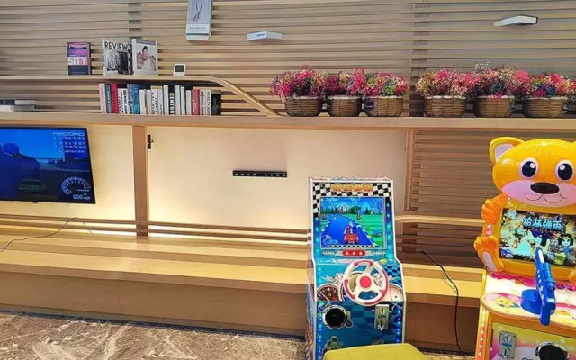 Holiday Inn Shanghai Dishui Lake by IHG