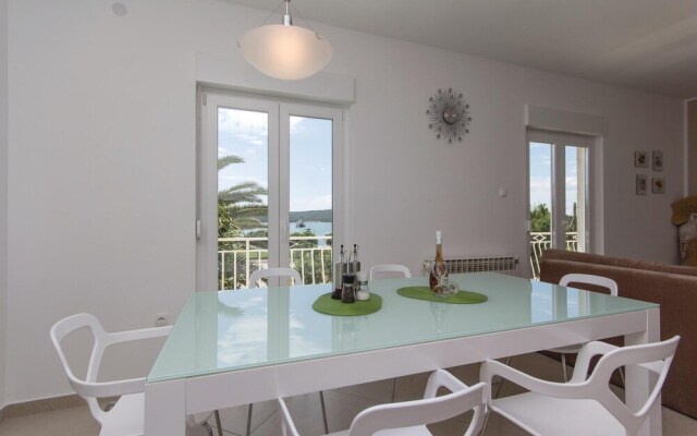 Beautiful Home in Medulin With Wifi and 3 Bedrooms
