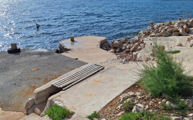 Villa Vesna, 70m from beach