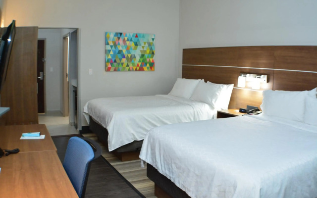 Holiday Inn Express Seguin