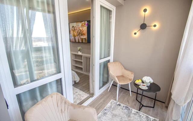 4 Сезона в микрорайоне Дружба 5/2