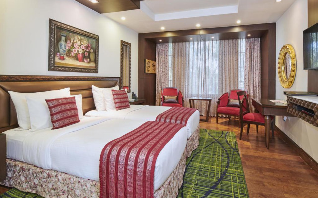 MAYFAIR Convention