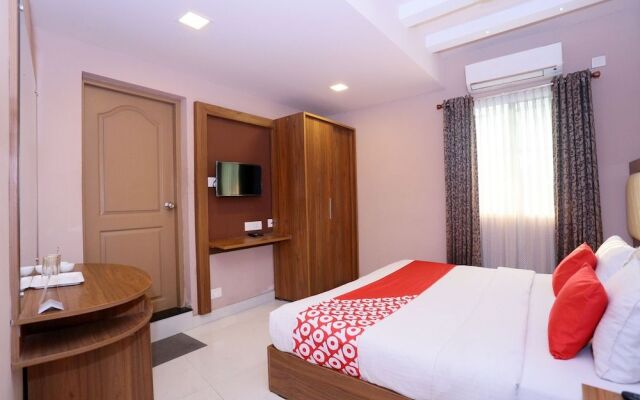 OYO Flagship 25093 Hotel Thamam