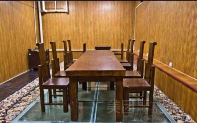 Kaifeng Huaihuang International Youth Hostel