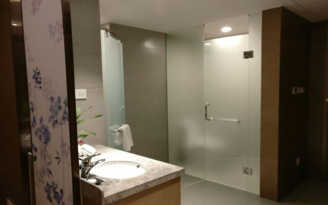 Heyuan Holiday Hotel