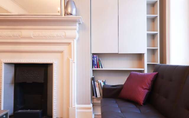 North London Spacious 2 Bedroom Apartment