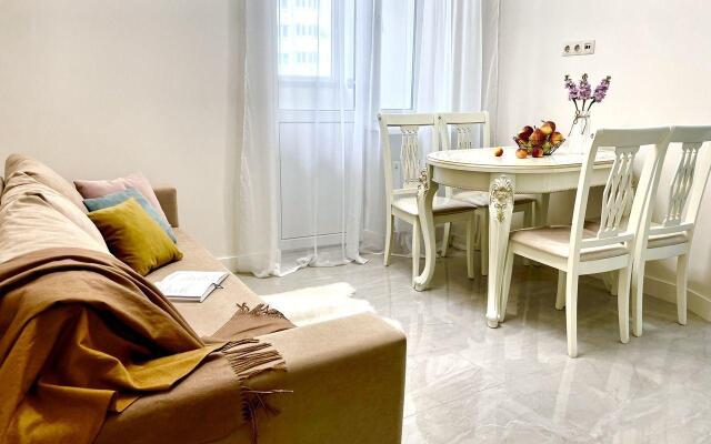 Апартаменты на улице Красных Партизан 1/4 к16