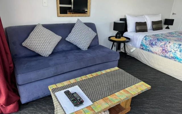 Delbrook Point Cozy-Studio