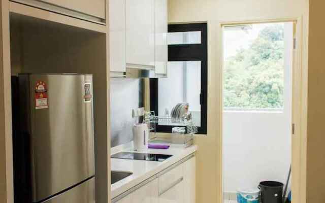 Cozy Condo at The Meridin Medini