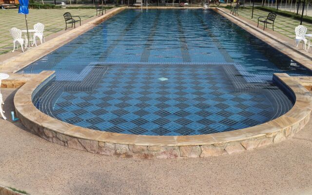 Home Stone Resort