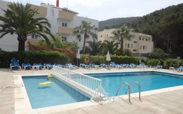 Apartamentos Ses Veles