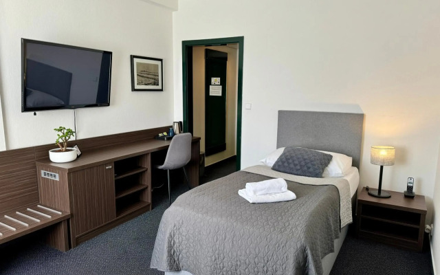 A-Austerlitz Hotel