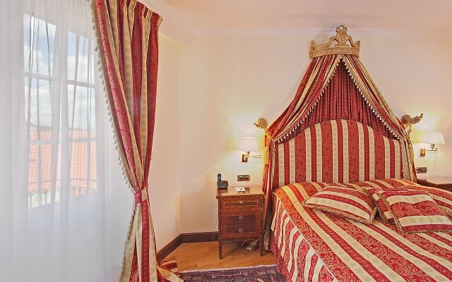 Alchymist Prague Castle Suites Hotel