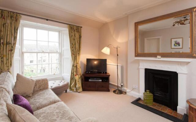 The Hart Street Residence No 1