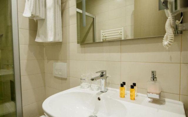 Hotel Comsar Rudo