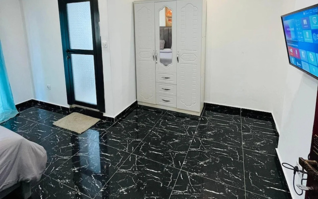 Residence Tade