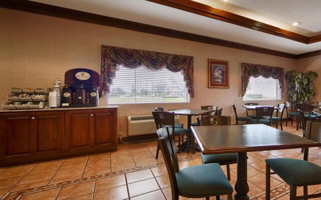 Best Western Inn & Suites