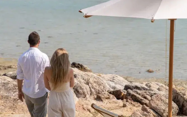 Solaris 3-bedroom Beachfront Villa in Koh Samui