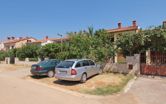 Apartments Anna 920
