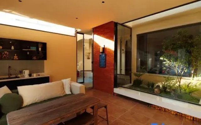 Qining Xiaozhu Boutique Homestay