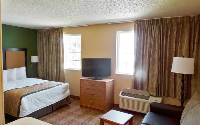 Extended Stay America Suites Indianapolis West 86th St