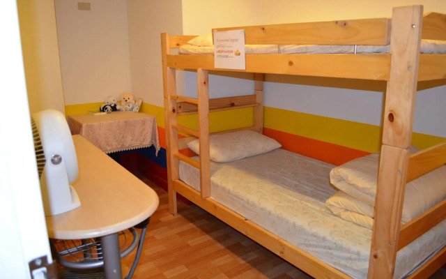 Holo Hostel