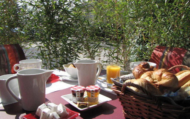 Atalante Hotel