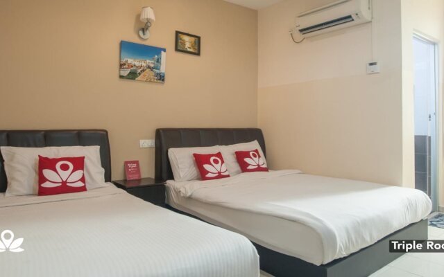New Golden Star Hotel