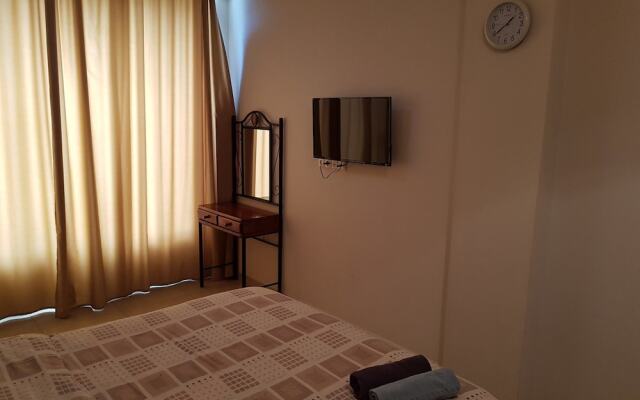 Hotel 999