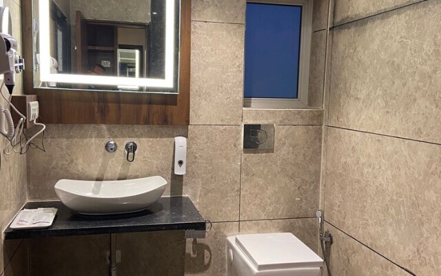 Click Hotel LH Seven Morbi