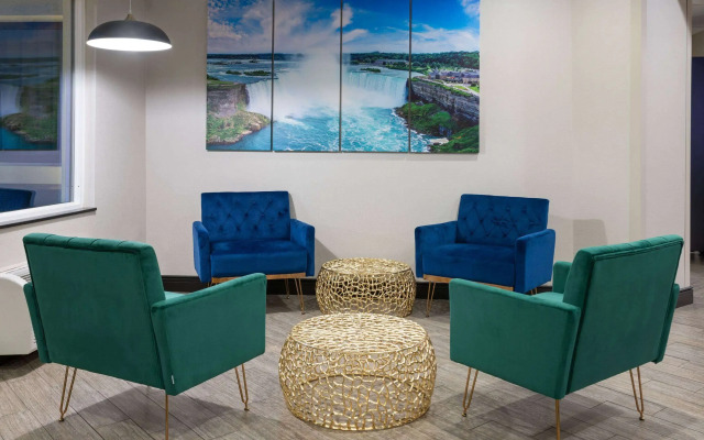 La Quinta Inn by Wyndham Buffalo Airport