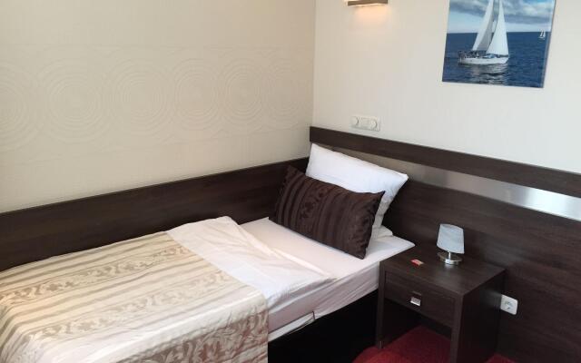 home Hotel