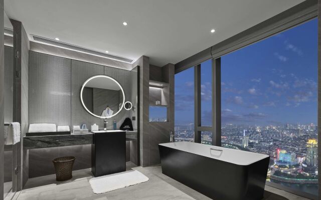 Hilton Zhuji