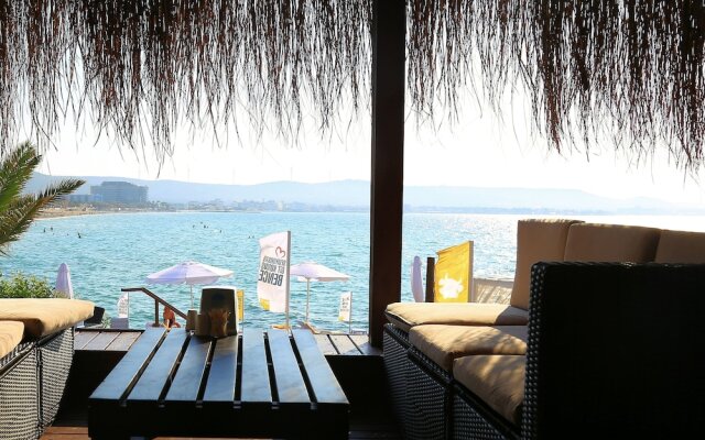 Ceshme Plus Hotel