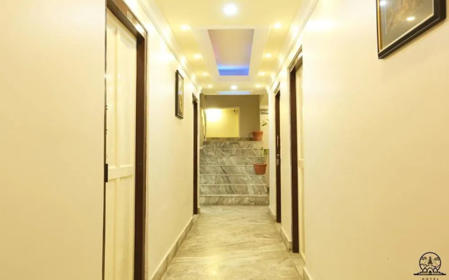 Aarya Chaitya Inn