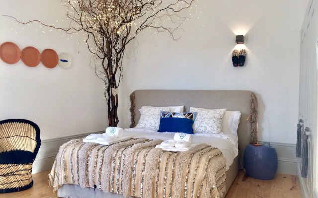 Boutique Rentals Boho Chic II Studio