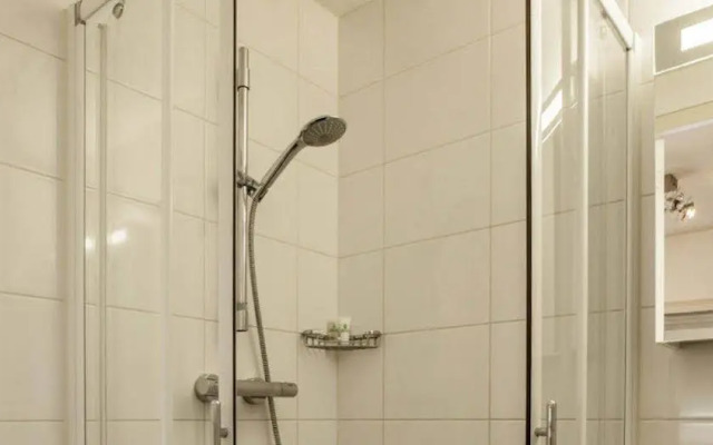 Tulip Apartment A