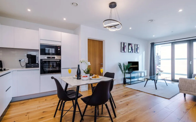 Remarkable 2-bed Apartment in Birmingham