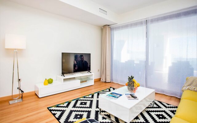 Spectacular Golf, Sea and Mountain Views BT65